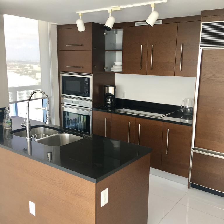 Icon Brickell Miami By We Host Apartment Bagian luar foto